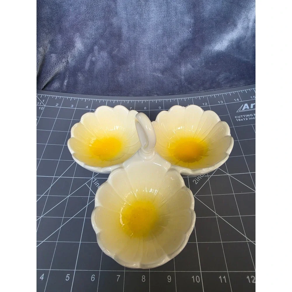 Harry & David Ceramic 3 Section Condiment Server Yellow Flower Petal Bowl Handle